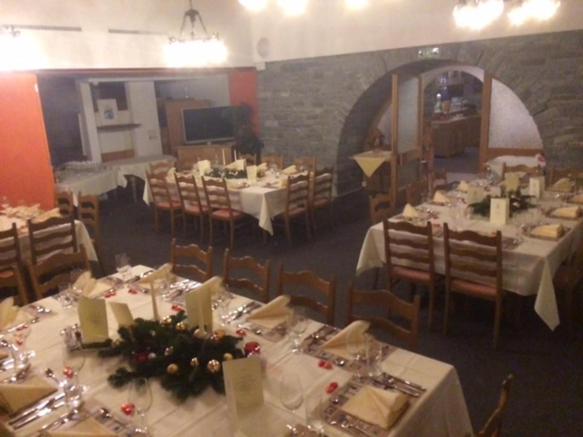 מיינפלד Hotel Restaurant Heidihof מראה חיצוני תמונה