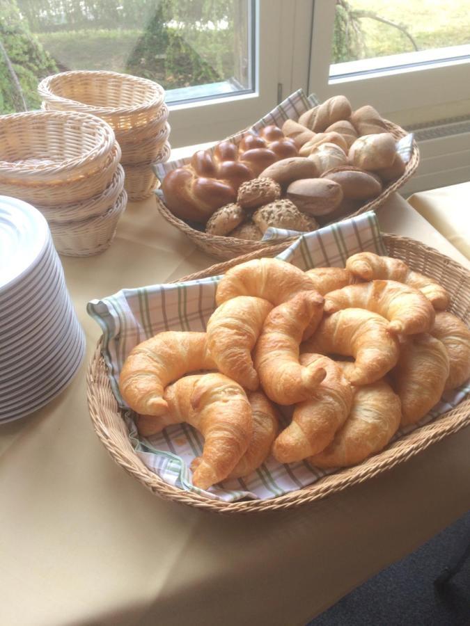 מיינפלד Hotel Restaurant Heidihof מראה חיצוני תמונה