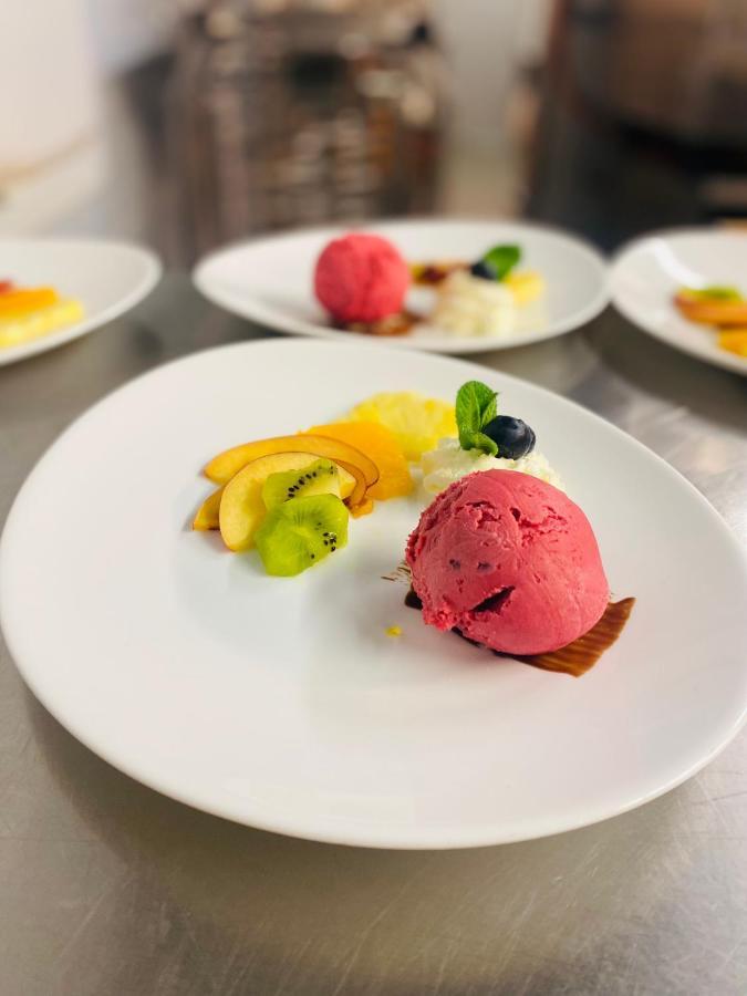 מיינפלד Hotel Restaurant Heidihof מראה חיצוני תמונה